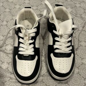 Monochrome Men's Sneakers